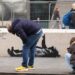 Banksy revela nova arte em Londres após especulações sobre murais retratando figuras observando as estrelas