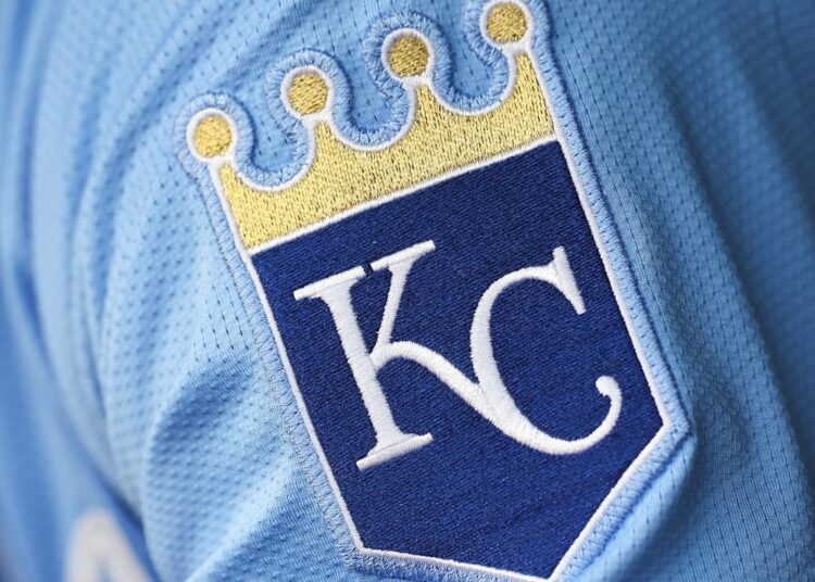 Baseball America diz que o prospecto desconhecido do Royals tem a melhor bola rápida do sistema