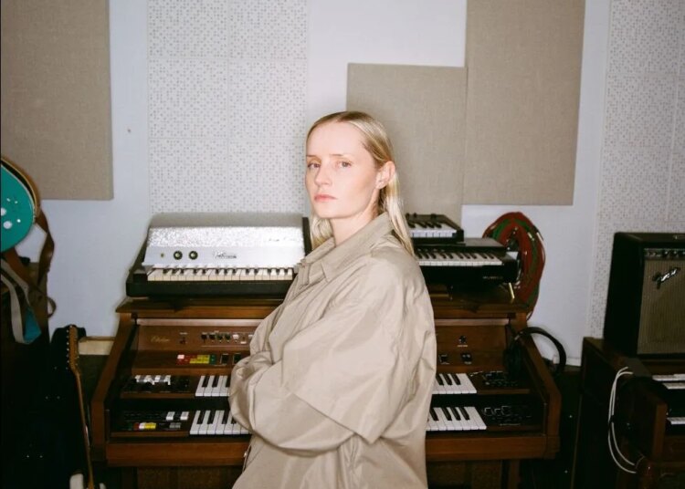 Charlotte Day Wilson lança novo single “High Road”