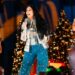 Cher, Christina Aguilera e mais novas músicas de Natal: Pop Shop Podcast