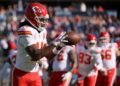 Chiefs devem jogar contra Jalen Royals e Brashard Smith mais