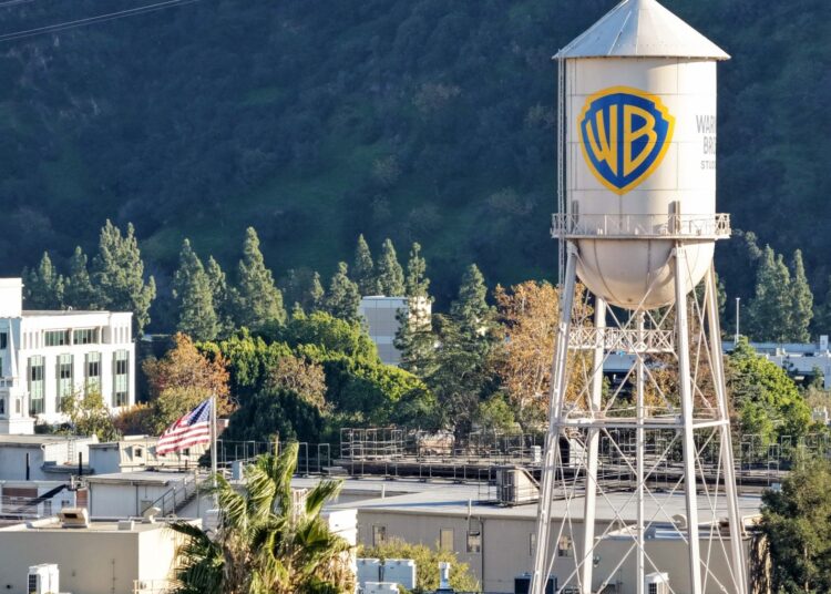 Como a guerra de lances da Warner Bros. afetará a indústria do entretenimento?