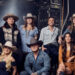 Conheça os 12 artistas que competem em ‘The Road’, o novo programa da CBS de Keith Urban e Blake Shelton