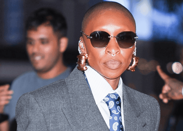 Cynthia Erivo comemora a música Thong