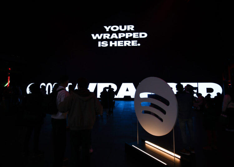 É hora de descompactar o Spotify Wrapped. Veja como o streamer de música compilou sua recapitulação de 2025