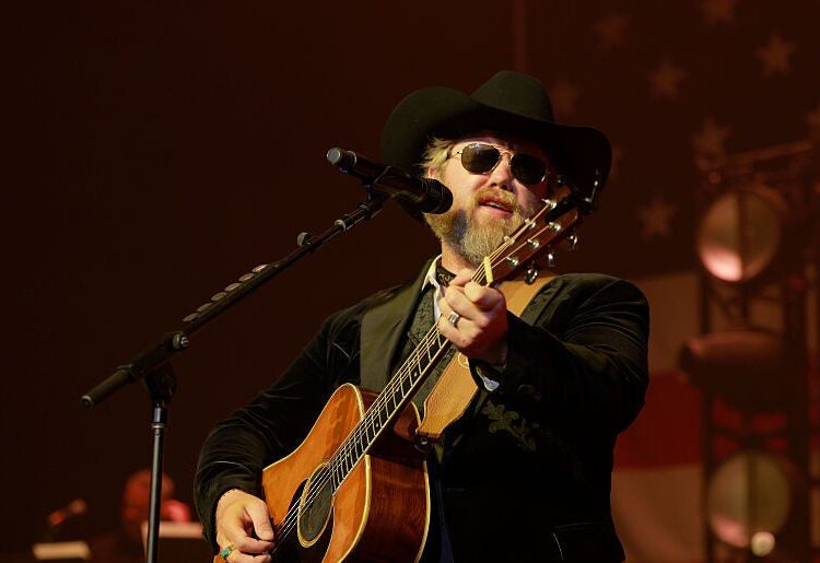 ERNEST lançará turnê Live From The South em janeiro com novas músicas