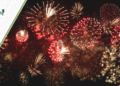 Emerald Coast toca o ano novo com fogos de artifício e festividades
