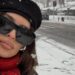 Emily Ratajkowski assina esta boina favorita das celebridades