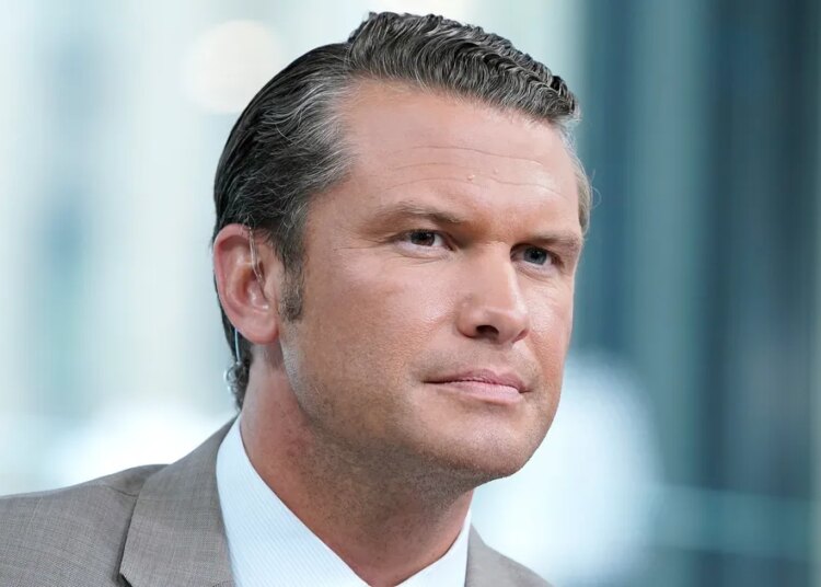 Ex-analista da Fox News tem mensagem grave para Pete Hegseth