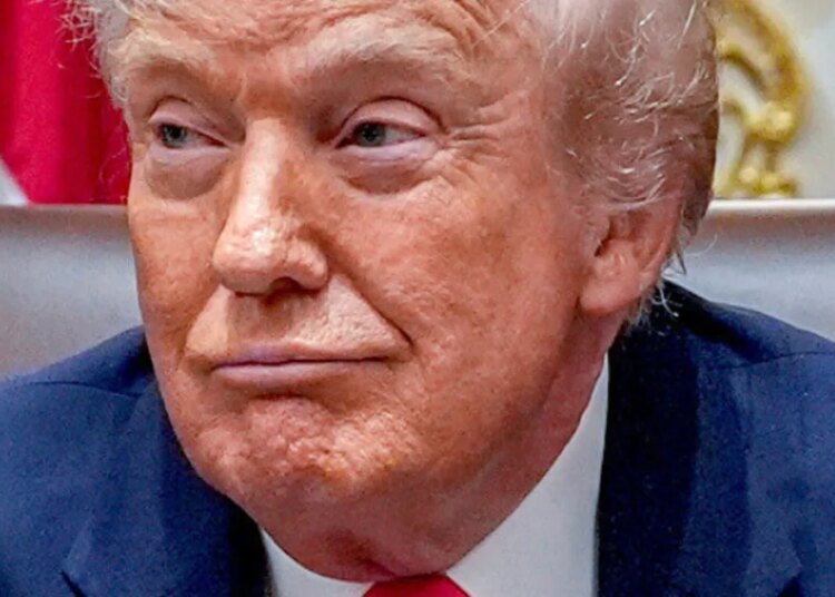 Fãs de Trump atacam sua postagem de Rob Reiner no Truth Social