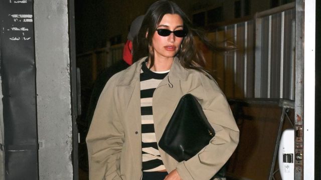 Hailey Bieber apresenta looks noturnos em novas fotos