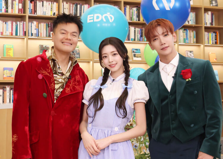 JYP Entertainment organiza evento EDM DAY destacando iniciativas de impacto social