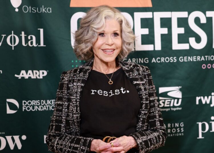 Jane Fonda chama o acordo Netflix-Warner Bros. de 'catastrófico'