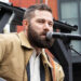 Jordan Davis cantando suas “duas músicas favoritas para tocar ao vivo” no 'Dick Clark's New Year's Rockin' Eve'