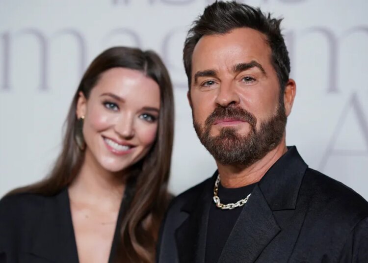 Justin Theroux e Nicole Brydon Bloom estão esperando o primeiro bebê juntos