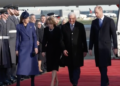 Kate Middleton e o Príncipe William cumprimentam o presidente alemão em nome de King no início da visita de Estado