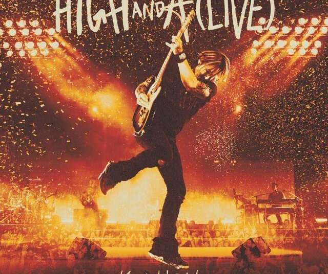 Keith Urban lança novo álbum ao vivo HIGH AND A(LIVE)