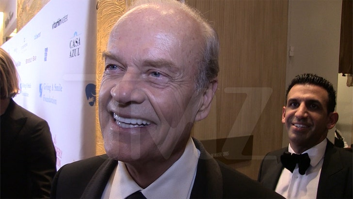 Kelsey Grammer fala sobre os prós e os contras de ter outro filho aos 70 anos
