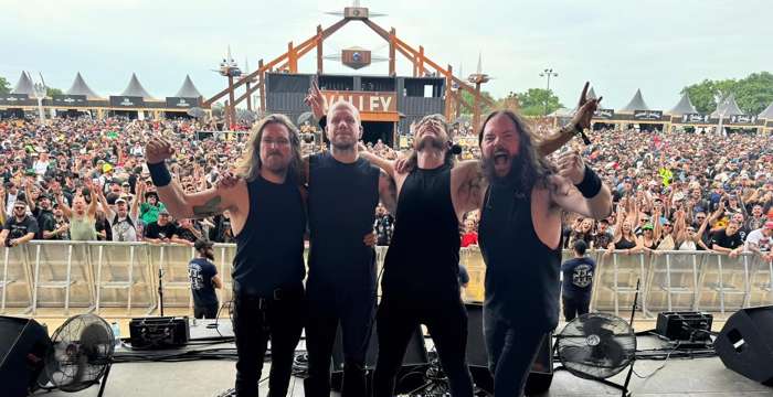 Khemmis estreia nova música “Gilded Chambers” durante recente show ao vivo