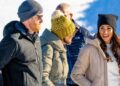 Meghan Markle e Príncipe Harry 'agarram-se' desesperadamente aos títulos reais com a reformulação da marca Archewell Foundation