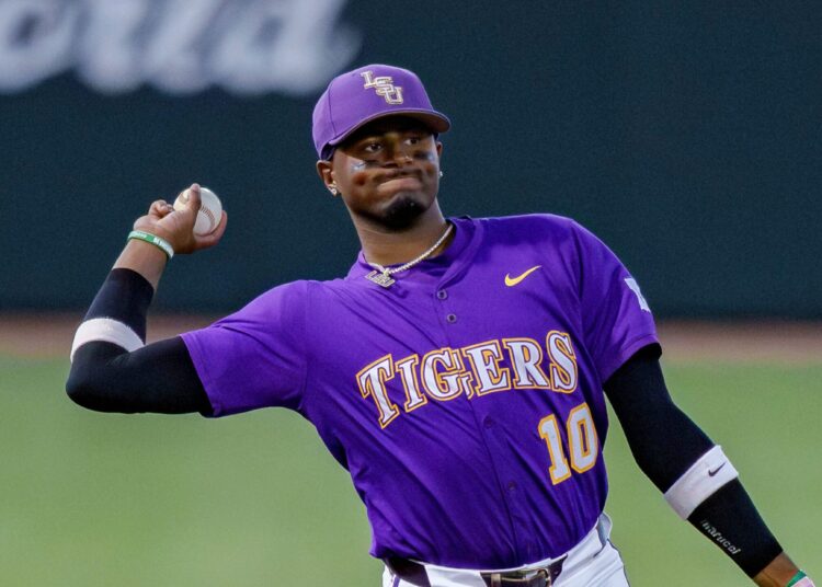 Michael Braswell, da LSU, assina acordo com a Kansas City Royals Organization