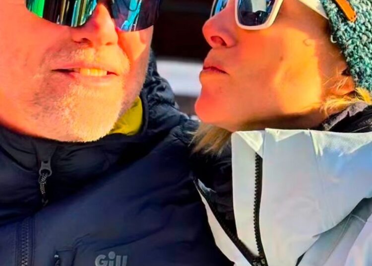 Mike e Zara Tindall fazem uma breve fuga antes do Natal de Sandringham com o rei Charles