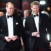 O ex-mordomo do príncipe William e Harry relembra a festa de Natal 'louca' com os irmãos reais