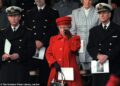 O momento em que Tony Blair percebeu que o descomissionamento do Royal Yacht Britannia foi um “erro” – depois que a falecida Rainha “chorou abertamente” após sua última viagem a bordo