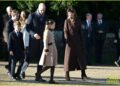 O príncipe William e a princesa Catherine juntam-se ao rei Charles e a mais membros da família real britânica na caminhada matinal de Natal: Foto 5257965 | Fotos de Kate Middleton, Príncipe William, Princesa Beatrice, Princesa Eugenie | Just Jared: notícias e fofocas sobre celebridades