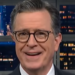 O público de 'Colbert' explode com uma piada afiada sobre a oferta da controladora Warner Bros.