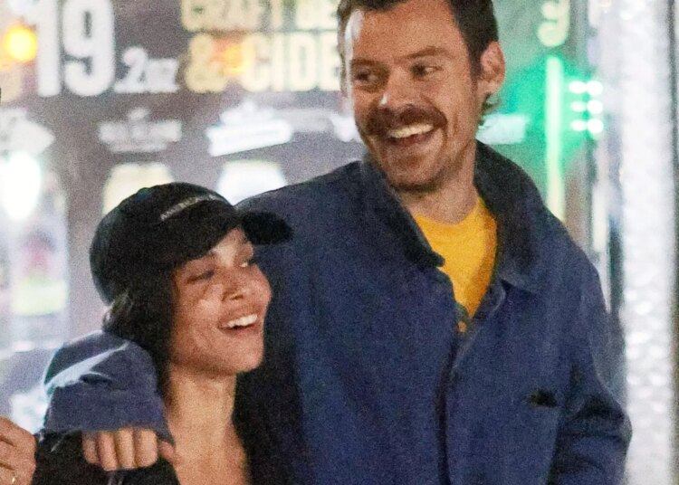 O relacionamento de Harry Styles e Zoe Kravitz esquenta com uma grande decisão de Natal