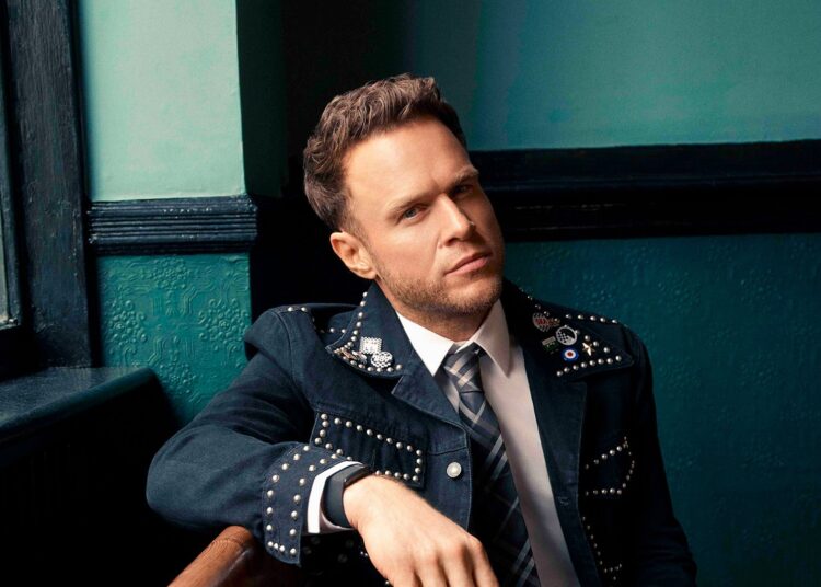 Olly Murs lança nova música festiva ‘Christmas Starts Tonight’
