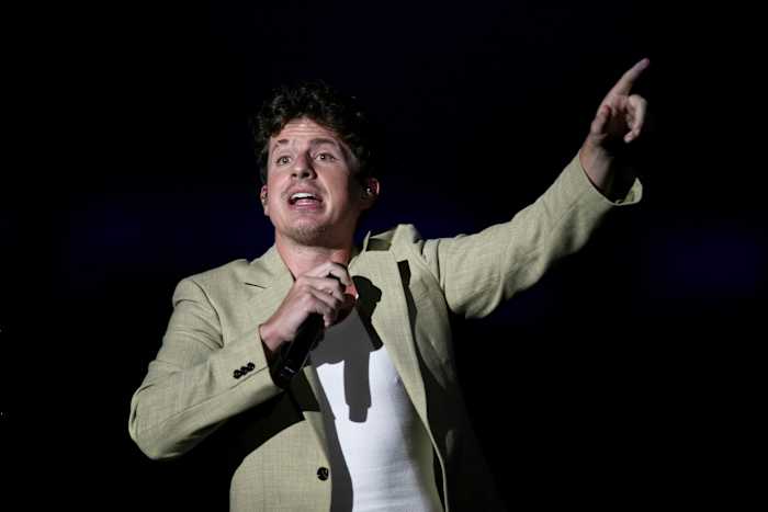 Os artistas pré-jogo incluirão Charlie Puth, Brandi Carlile e Coco Jones