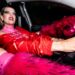 Peaches compartilha o novo single em busca de prazer, 'Fuck Your Face', anuncia a turnê de 2026 no Reino Unido e na Europa