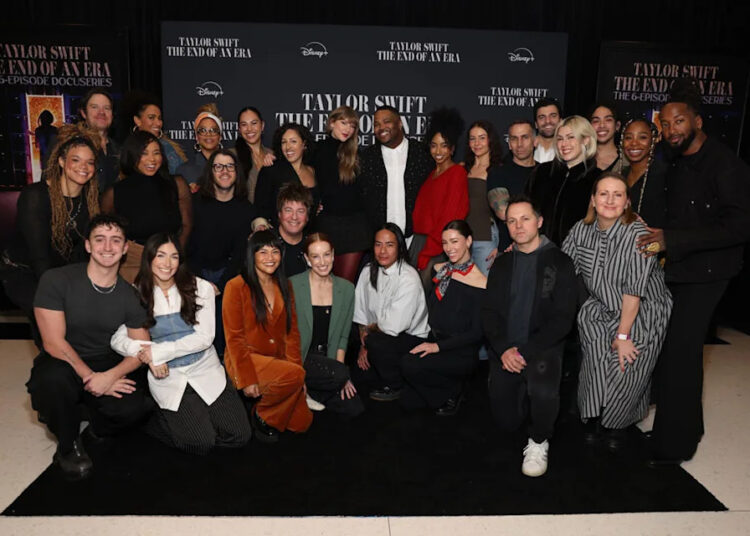 Por dentro da aparição surpresa de Taylor Swift na exibição de Docuseries