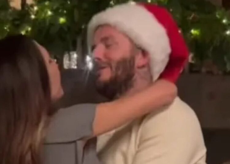 Por dentro das celebrações de Natal dos Beckhams sem o Brooklyn enquanto a rivalidade continua | Notícias de celebridades | Showbiz e TV