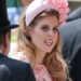 Princesa Beatrice foi ao pub depois que o pai Andrew entrou novamente no palácio
