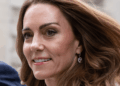 Princesa Charlotte Gêmeas com a Mãe Kate Middleton na Tendência de 2024