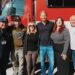 Príncipe Harry encontra bombeiros ex-presidiários na Califórnia