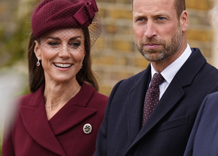 Príncipe William e Kate Middleton Novos títulos: Concedentes de Mandado Real