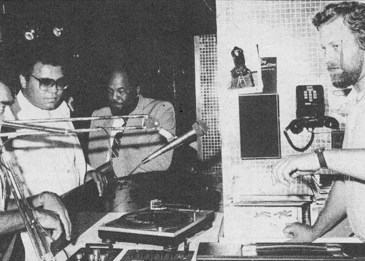 Publicado novo livro sobre o influente jornalista musical britânico James Hamilton · Notícias ⟋ RA