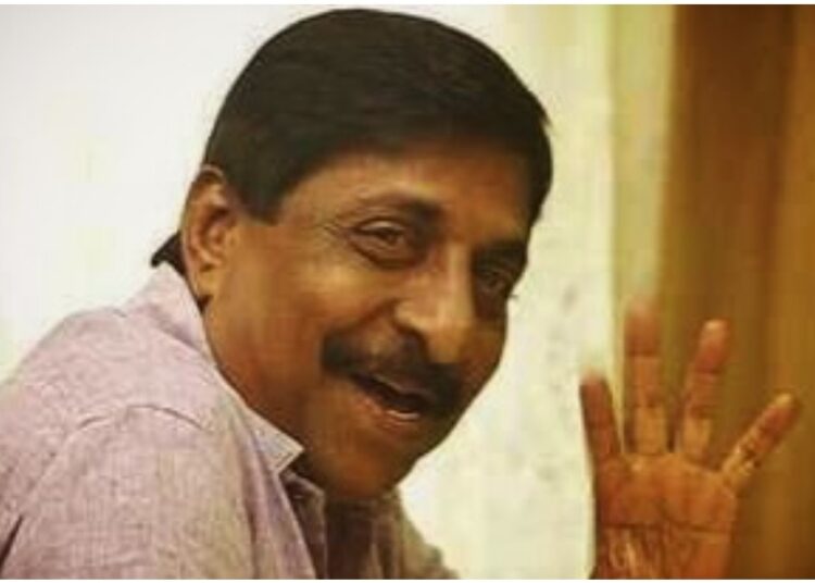 Rajinikanth, Kamal Haasan, Mammootty e outras celebridades prestam homenagem a Sreenivasan