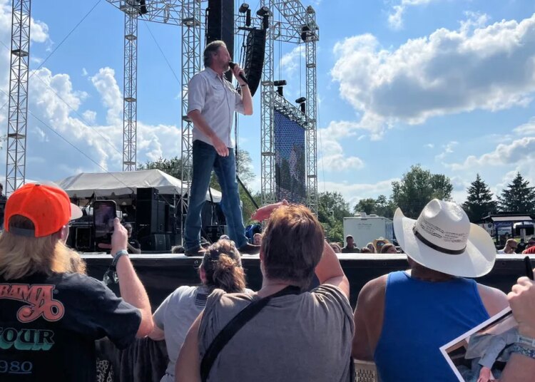 Rascal Flatts e Billy Currington são as atrações do Neon Nights no festival de Ohio