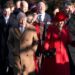 Rei Charles e Rainha Camilla lideram caminhada de Natal da família real