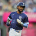 Royals finalizando extensão com Maikel Garcia
