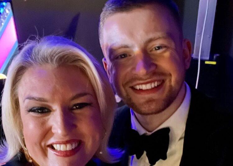 Sara Davies fala sobre detalhes especiais do casamento de Adam Peaty em meio a brigas de família