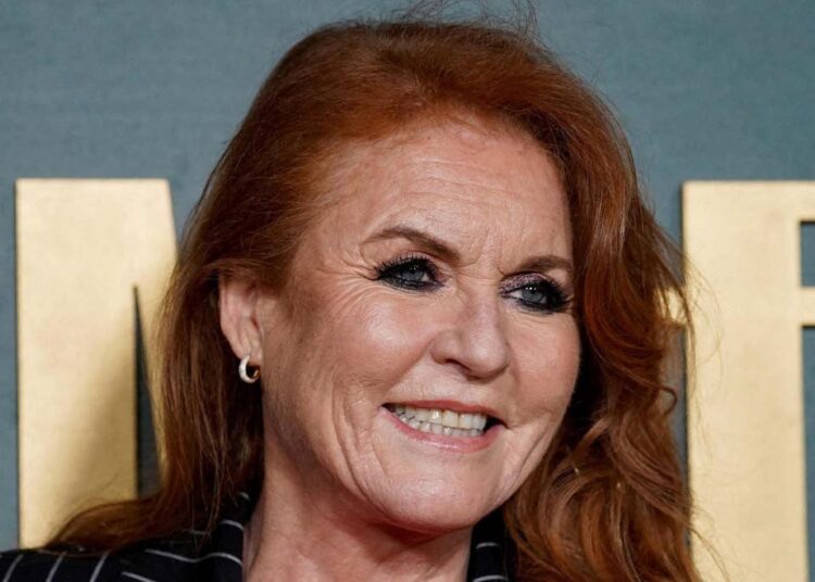 Sarah Ferguson recebe elogios por proteger a realeza das consequências de Andrew no Natal