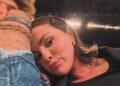 Selena Gomez compartilha novas fotos com Benny Blanco enquanto eles comemoram os feriados