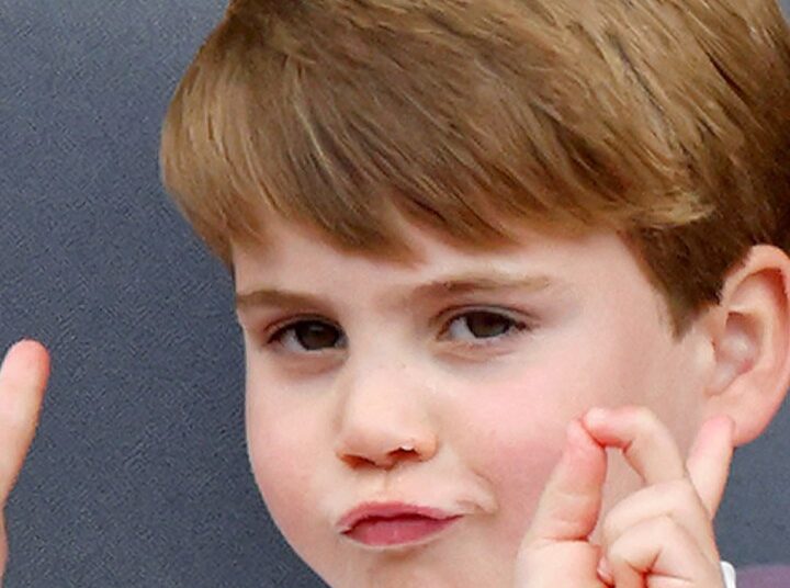 Slo-Mo Prince Louis, Princess Charlotte e Prince George Vid são lançados 2 dias após o lançamento do retrato dos pais