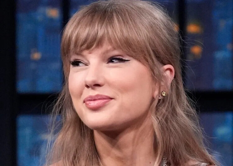 Taylor Swift compartilha uma importante revelação pessoal em ‘The Late Show With Stephen Colbert’